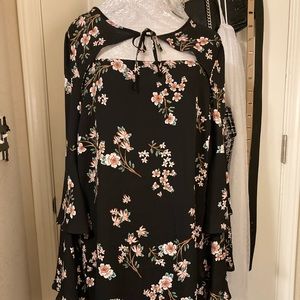 (SOLD) Black Floral Pattern Tie Ruffle Sleeve Dress